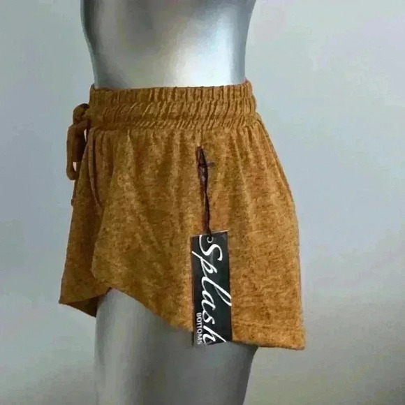 FREE 🆕Splash  Shorts - Picture 5 of 14